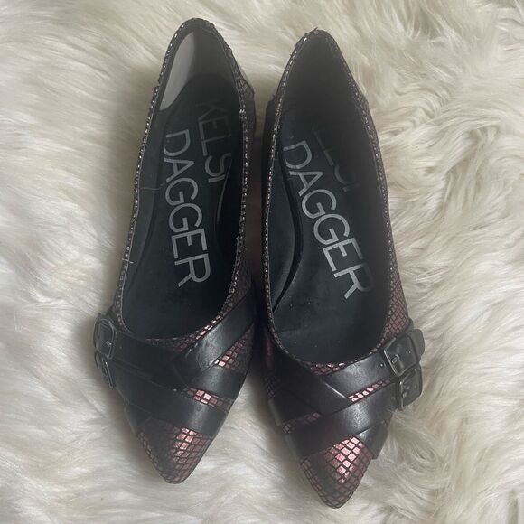 Kelsi Dagger Leather Rose gol metallic slip on flats black straps accents SZ7.5 - Picture 3 of 10